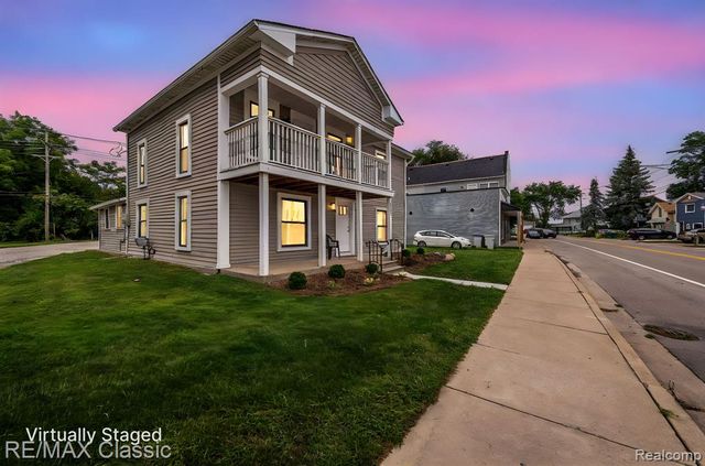 9509 Main Street, Whitmore Lake, MI 48189