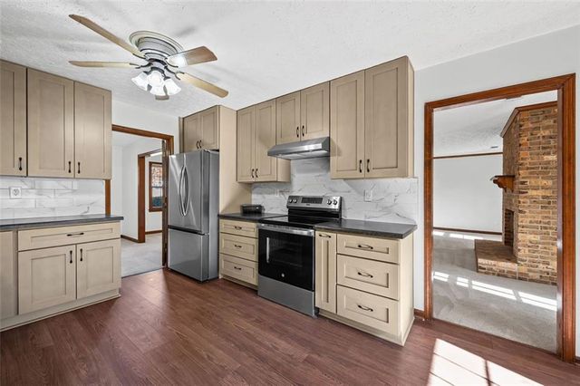 2005 HIGHRIGGS Lane, Snellville, GA 30078