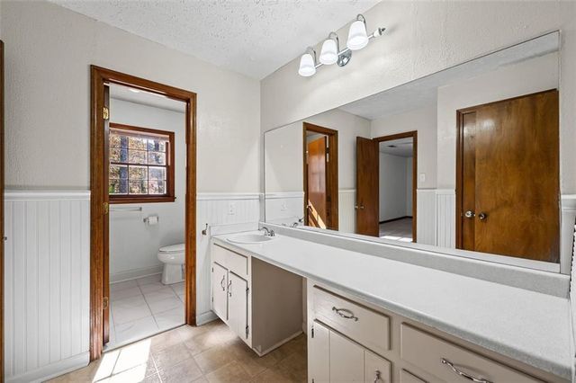 2005 HIGHRIGGS Lane, Snellville, GA 30078