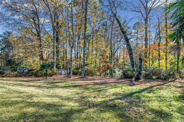 2005 HIGHRIGGS Lane, Snellville, GA 30078