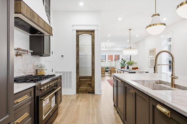 1014 Villa Pl, Nashville, TN 37212