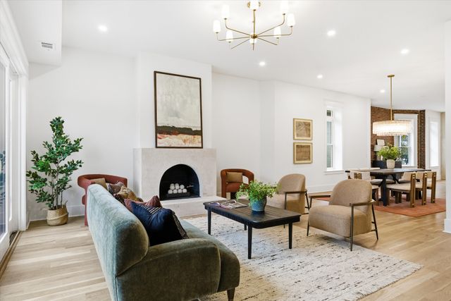 1014 Villa Pl, Nashville, TN 37212