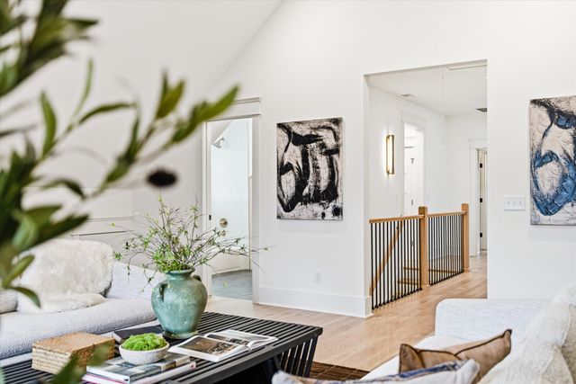 1014 Villa Pl, Nashville, TN 37212