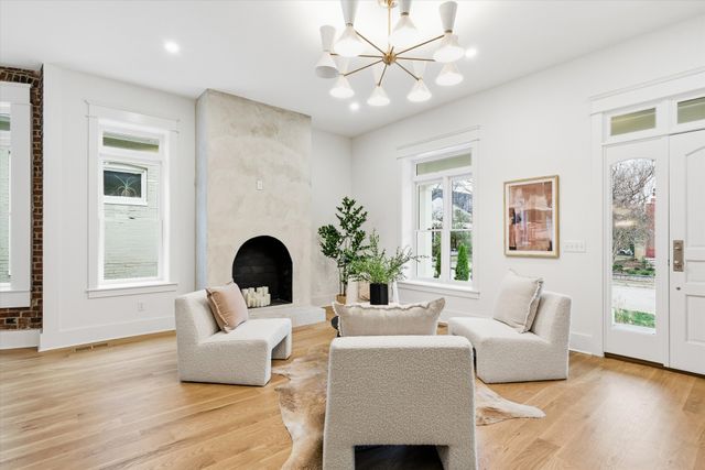 1014 Villa Pl, Nashville, TN 37212