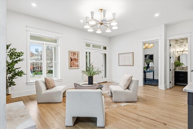 1014 Villa Pl, Nashville, TN 37212