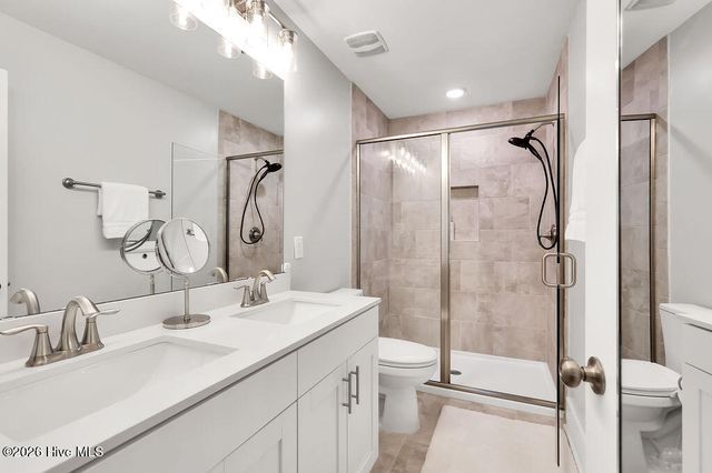 7402 Springwater Drive, Wilmington, NC 28411