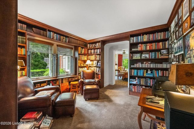 3004 Colonial Hill Rd, Louisville, KY 40205