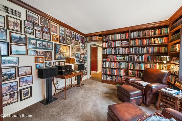 3004 Colonial Hill Rd, Louisville, KY 40205