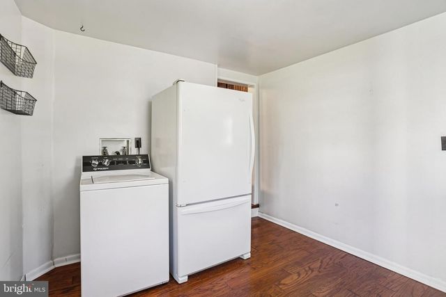 1 W LINDEN RD, Burlington Township, NJ 08016