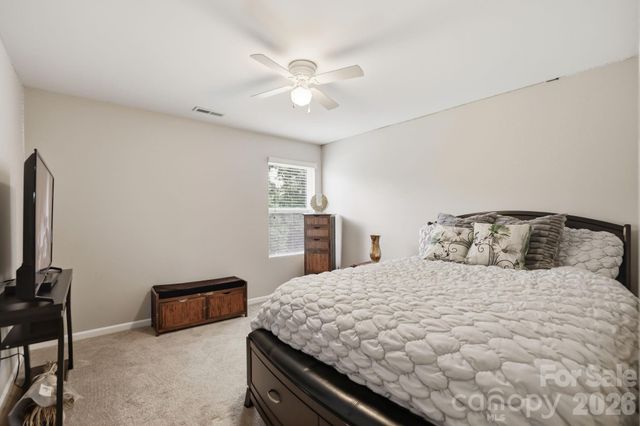14525 Glenduff Place, Charlotte, NC 28278
