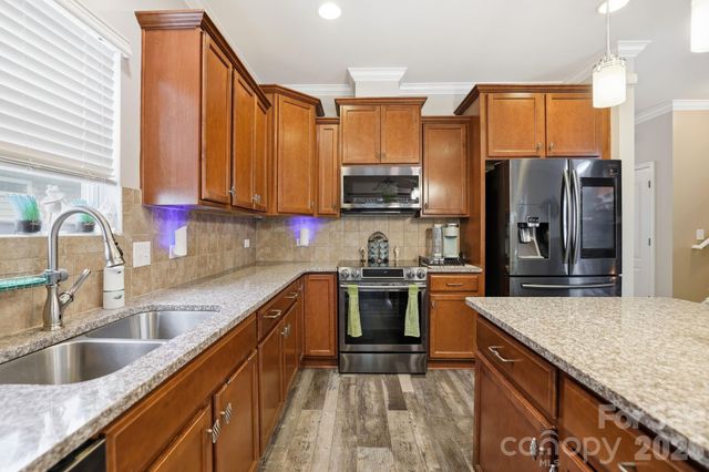 14525 Glenduff Place, Charlotte, NC 28278