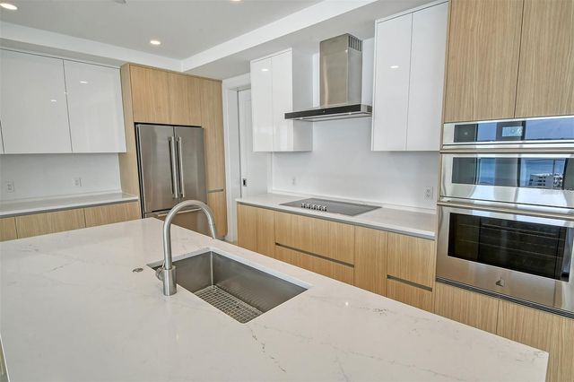 301 QUAY COMMONS 1011, Sarasota, FL 34236