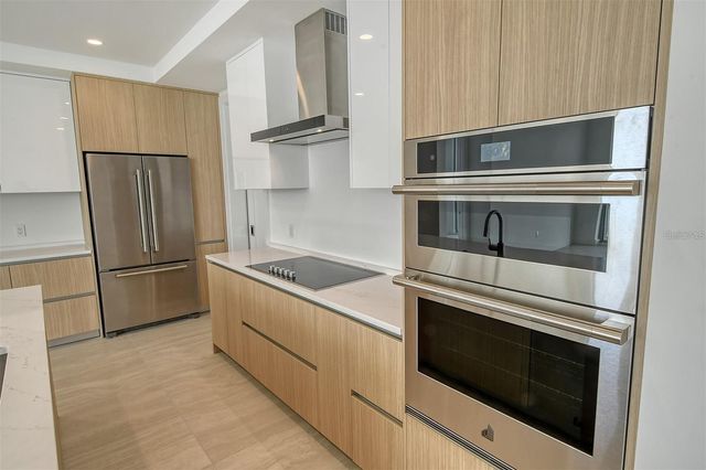 301 QUAY COMMONS 1011, Sarasota, FL 34236