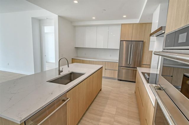 301 QUAY COMMONS 1011, Sarasota, FL 34236
