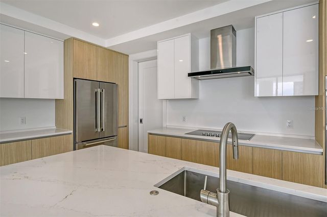 301 QUAY COMMONS 1011, Sarasota, FL 34236