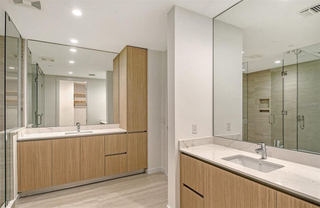 301 QUAY COMMONS 1011, Sarasota, FL 34236