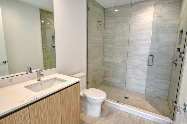 301 QUAY COMMONS 1011, Sarasota, FL 34236