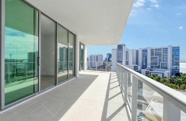 301 QUAY COMMONS 1011, Sarasota, FL 34236