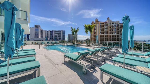 301 QUAY COMMONS 1011, Sarasota, FL 34236