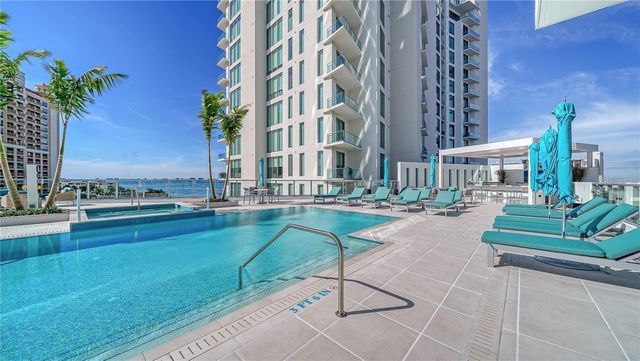 301 QUAY COMMONS 1011, Sarasota, FL 34236