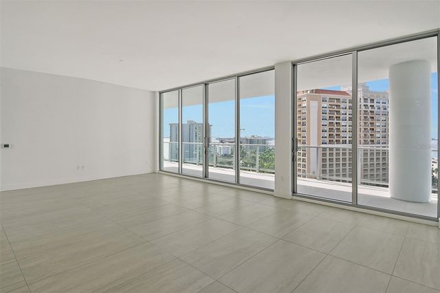 301 QUAY COMMONS 1011, Sarasota, FL 34236