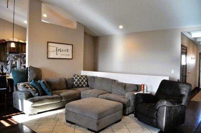 3029 HOEFER AVE, Rapid City, SD 57701