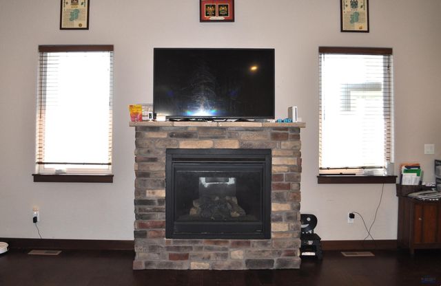 3029 HOEFER AVE, Rapid City, SD 57701