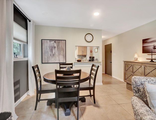 1137 Twin Points Rd Road H, Hot Springs, AR 71913