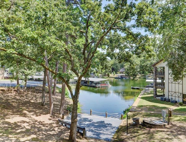 1137 Twin Points Rd Road H, Hot Springs, AR 71913