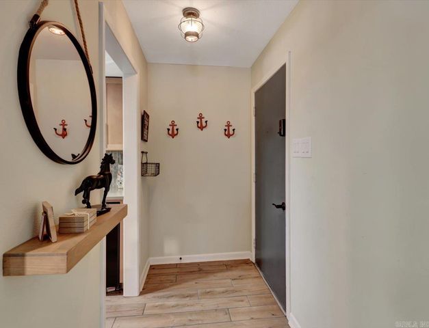 1137 Twin Points Rd Road H, Hot Springs, AR 71913