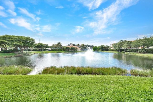 8270 Pathfinder LOOP 815, Fort Myers, FL 33919