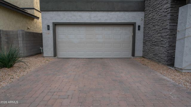 1903 W 21st Avenue, Apache Junction, AZ 85120