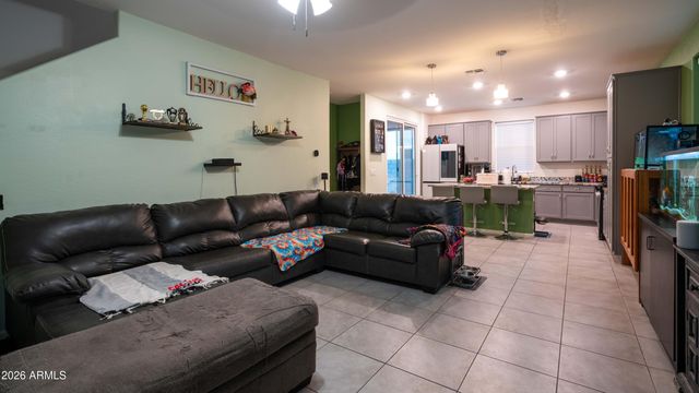1903 W 21st Avenue, Apache Junction, AZ 85120
