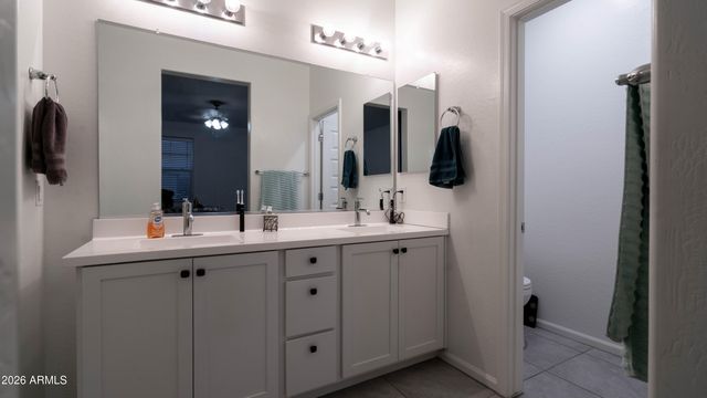 1903 W 21st Avenue, Apache Junction, AZ 85120