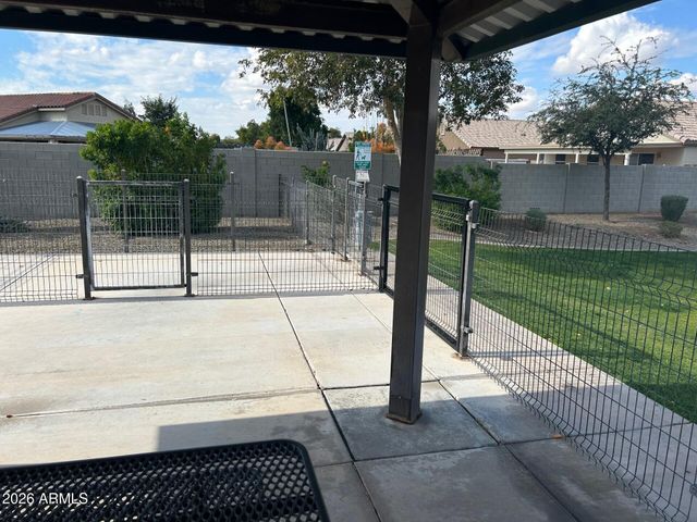 1903 W 21st Avenue, Apache Junction, AZ 85120