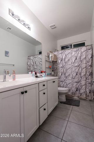 1903 W 21st Avenue, Apache Junction, AZ 85120