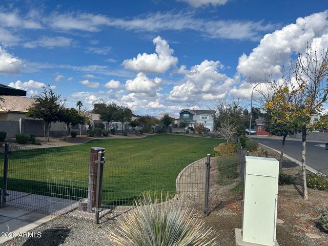 1903 W 21st Avenue, Apache Junction, AZ 85120