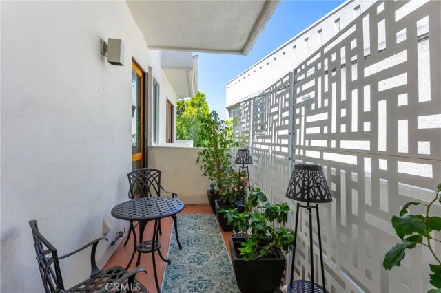 15500 W Sunset 301, Pacific Palisades, CA 90272