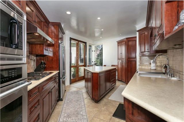 15500 W Sunset 301, Pacific Palisades, CA 90272
