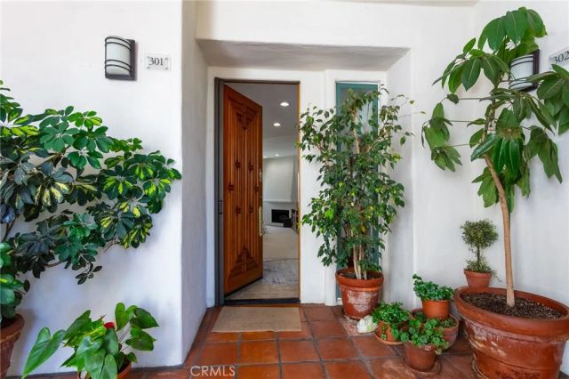 15500 W Sunset 301, Pacific Palisades, CA 90272