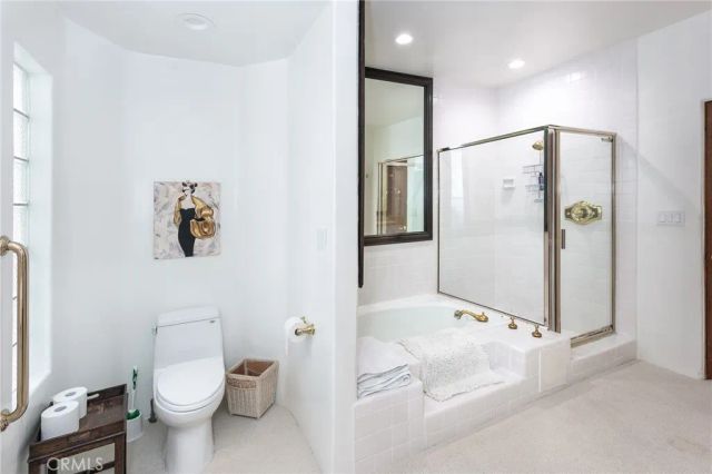 15500 W Sunset 301, Pacific Palisades, CA 90272