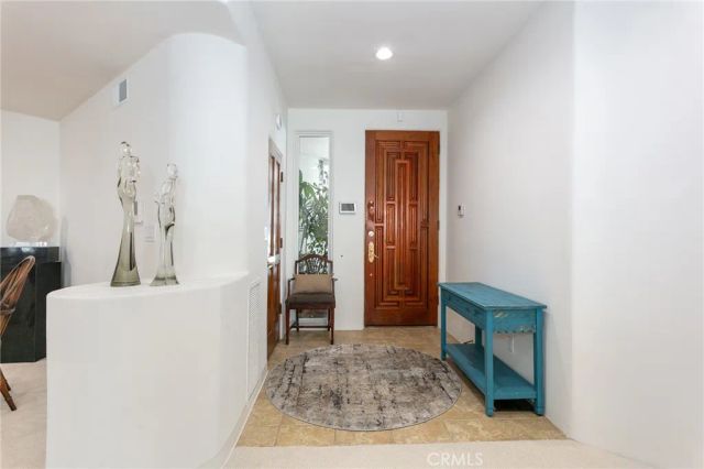 15500 W Sunset 301, Pacific Palisades, CA 90272
