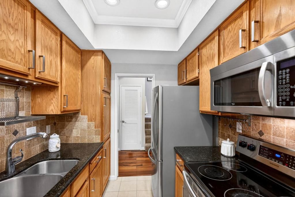 Image 4 of property listing at 22330 Homestead Road 214, Cupertino, CA 95014