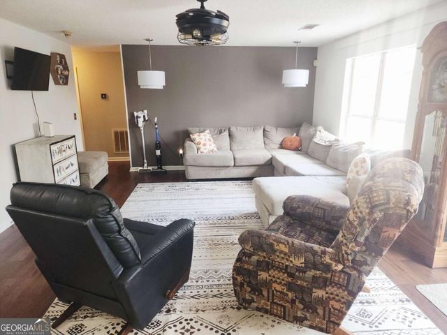 5720 Wade Whelchel Road, Murrayville, GA 30564