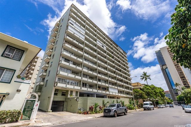 445 Kaiolu Street 704, Honolulu, HI 96815