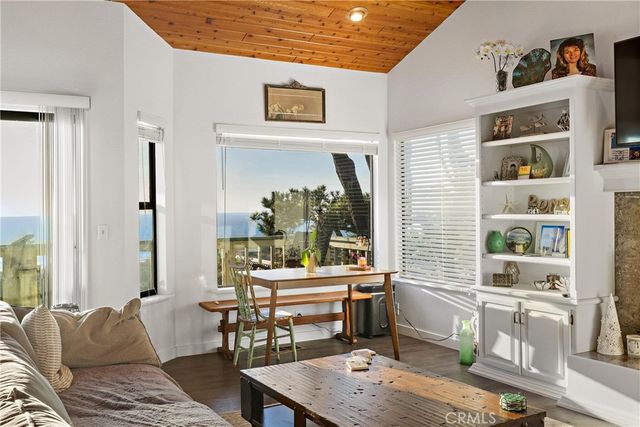 1833 Ogden Drive, Cambria, CA 93428