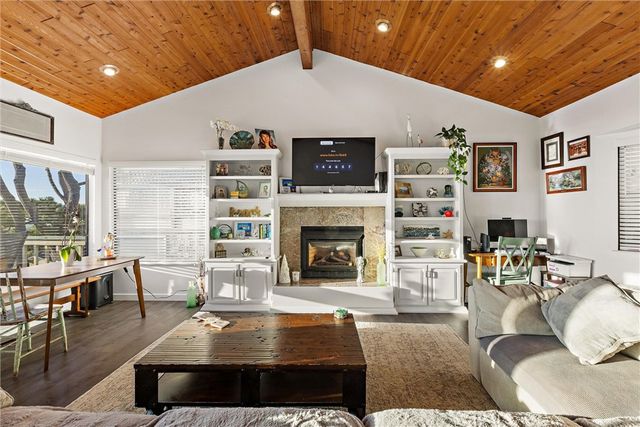 1833 Ogden Drive, Cambria, CA 93428