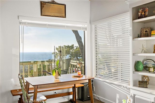 1833 Ogden Drive, Cambria, CA 93428