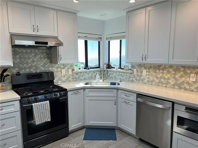 1833 Ogden Drive, Cambria, CA 93428