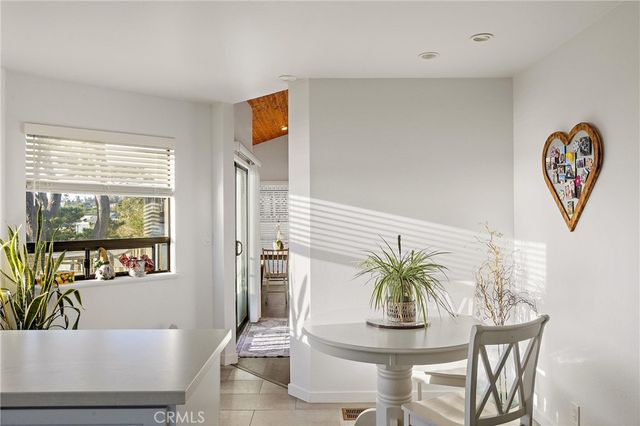 1833 Ogden Drive, Cambria, CA 93428